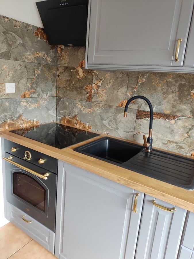 Apartman Car Vir Bagian luar foto